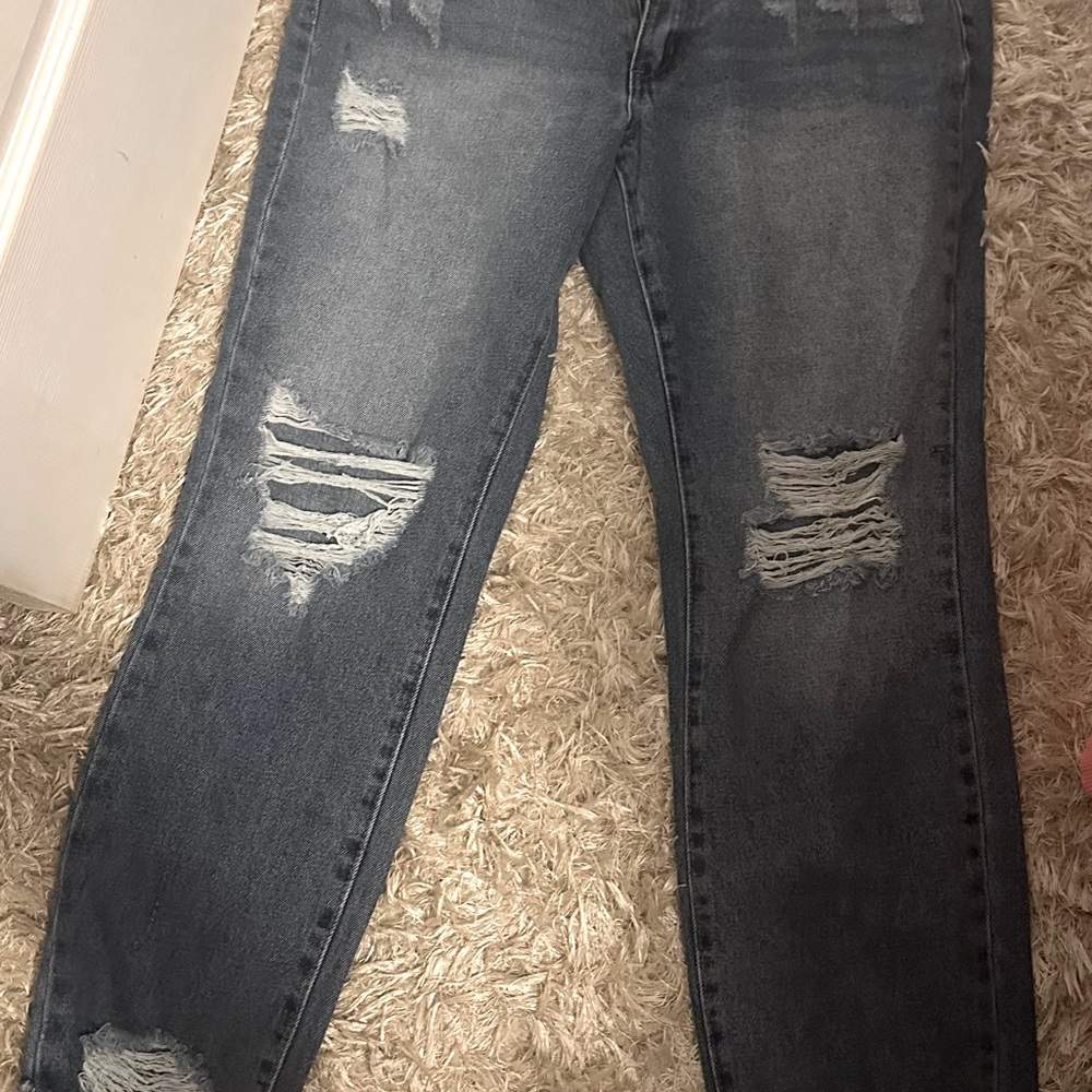 Size 28 KanCan Cut# 5281, Without Tags